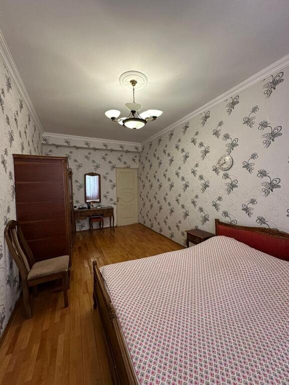 Satılır 3 otaqlı yeni tikili, 152.2 m², 8 noyabr-12