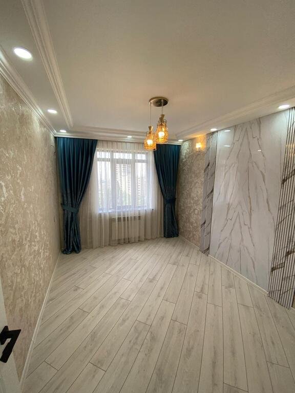 Satılır 3 otaqlı köhnə tikili, 85 m², Xalqlar dostluğu m.-1