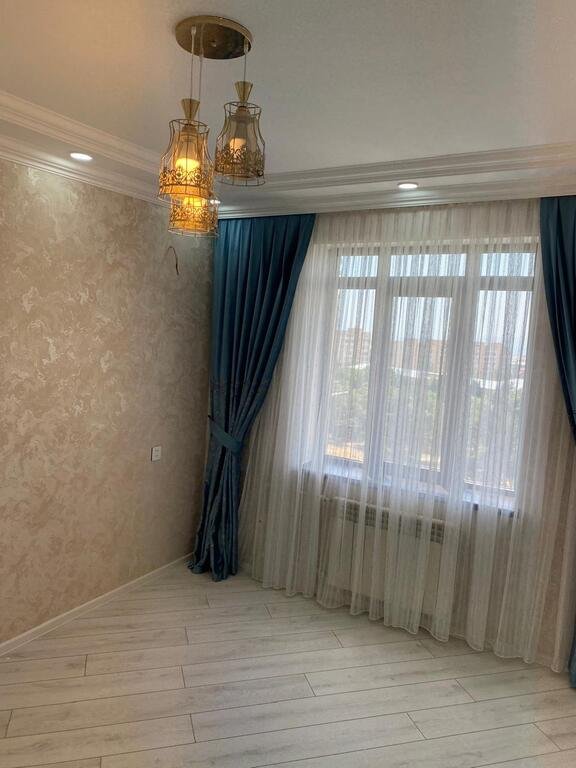 Satılır 3 otaqlı köhnə tikili, 85 m², Xalqlar dostluğu m.-2