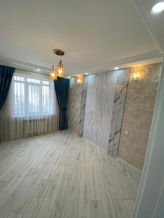 Satılır 3 otaqlı köhnə tikili, 85 m², Xalqlar dostluğu m.-3