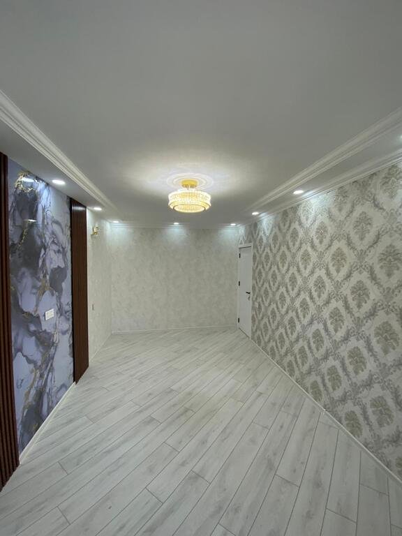 Satılır 3 otaqlı köhnə tikili, 85 m², Xalqlar dostluğu m.-6