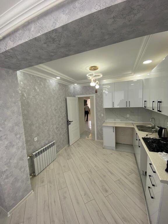 Satılır 3 otaqlı köhnə tikili, 85 m², Xalqlar dostluğu m.-10