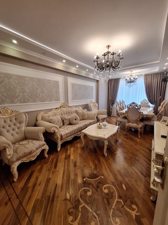 Satılır 3 otaqlı yeni tikili, 125 m², İnşaatçılar m.-2