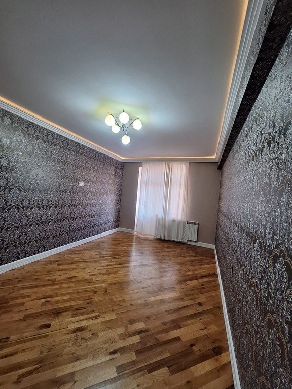 Satılır 3 otaqlı yeni tikili, 125 m², İnşaatçılar m.-3