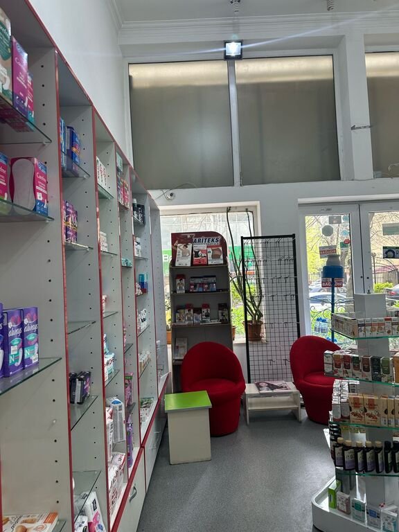 150 m<sup>2</sup> obyekt satılır, Nizami m.-4