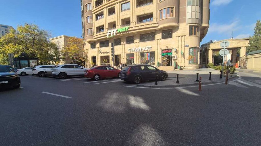 150 m<sup>2</sup> obyekt satılır, Nizami m.-9