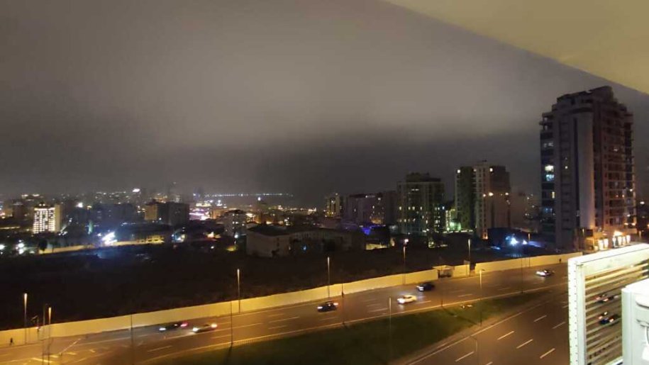 Satılır 4 otaqlı köhnə tikili, 130 m², Elmlər Akademiyası m.-17