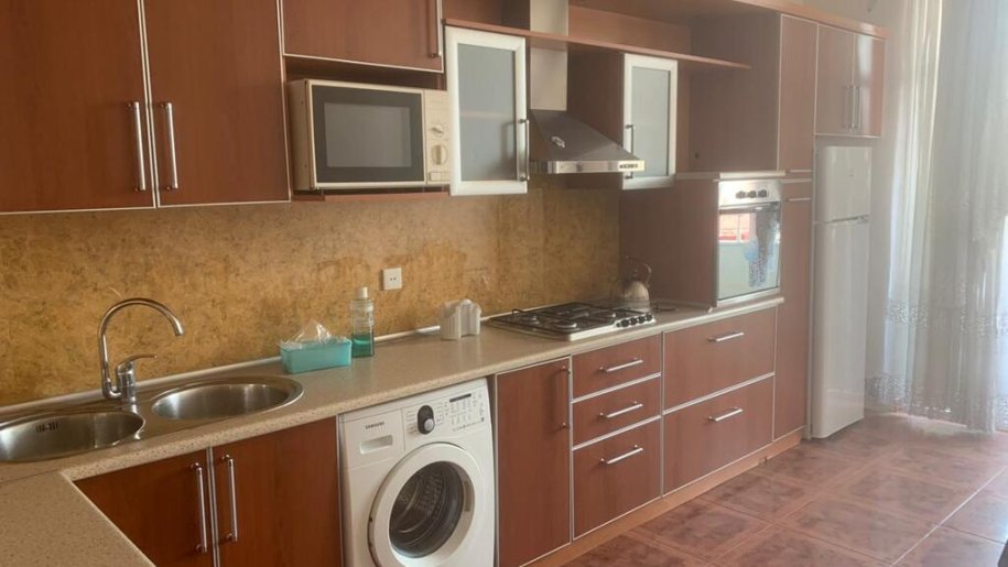 Kirayə verilir 3 otaqlı yeni tikili, 140 m², Nizami m.-3