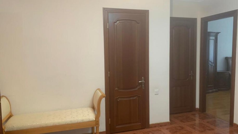 Kirayə verilir 3 otaqlı yeni tikili, 140 m², Nizami m.-20