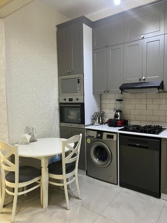 Satılır 2 otaqlı yeni tikili, 65 m², Qara Qarayev m.-9