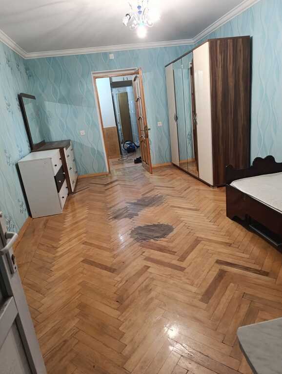 Satılır 3 otaqlı köhnə tikili, 90 m², Gənclik m.-8