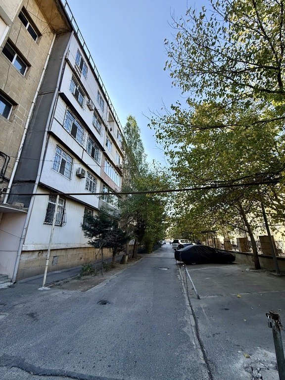 Satılır 2 otaqlı köhnə tikili, 65 m², Gənclik m.-11