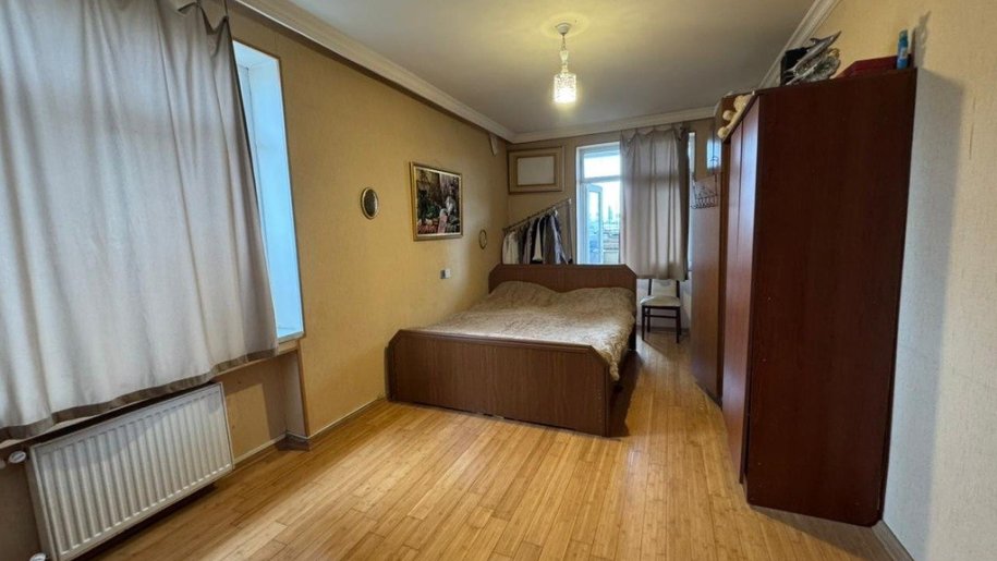 Satılır 2 otaqlı köhnə tikili, 65 m², Gənclik m.-13