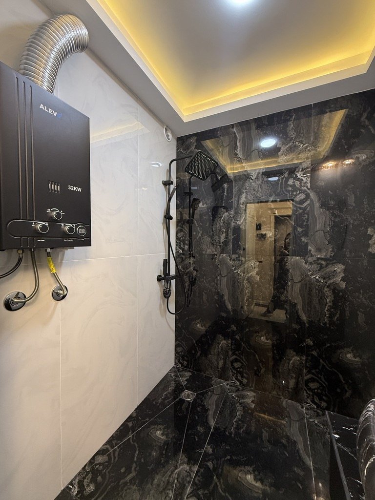 Satılır 3 otaqlı köhnə tikili, 60 m², Əhmədli m.-15