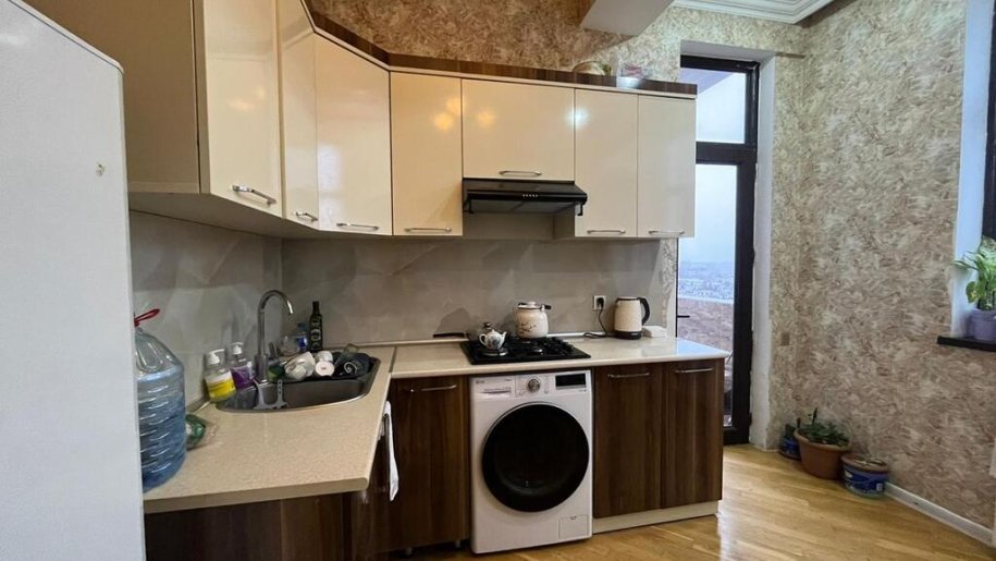 Satılır 3 otaqlı yeni tikili, 131 m², Memar Əcəmi m.-2