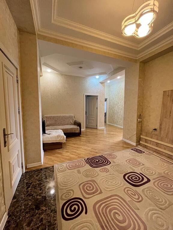 Satılır 3 otaqlı yeni tikili, 131 m², Memar Əcəmi m.-9