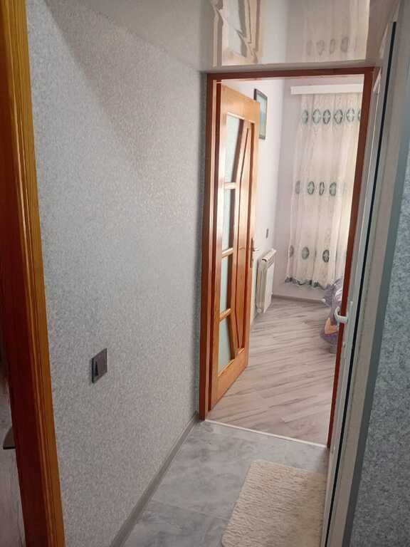 Satılır 2 otaqlı köhnə tikili, 31 m², Qara Qarayev m.-6
