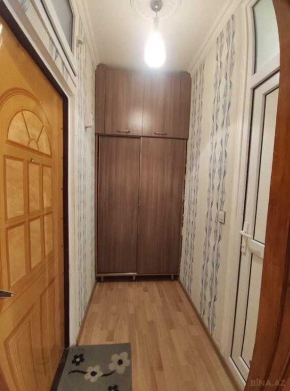 Satılır 2 otaqlı köhnə tikili, 35 m², Memar Əcəmi m.-5