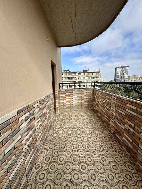 Satılır 3 otaqlı yeni tikili, 130 m², Azadlıq Prospekti m.-26