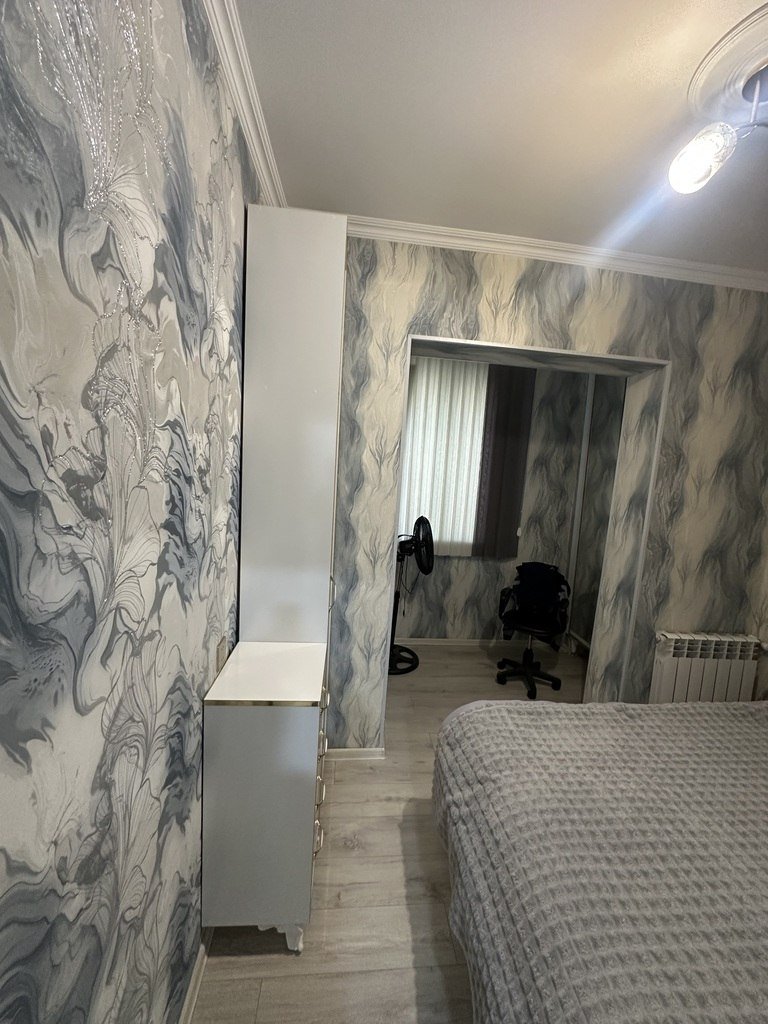 Satılır 1 otaqlı köhnə tikili, 45 m², Xalqlar dostluğu m.-10