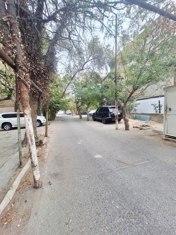 Satılır 2 otaqlı köhnə tikili, 45 m², Elmlər Akademiyası m.-16