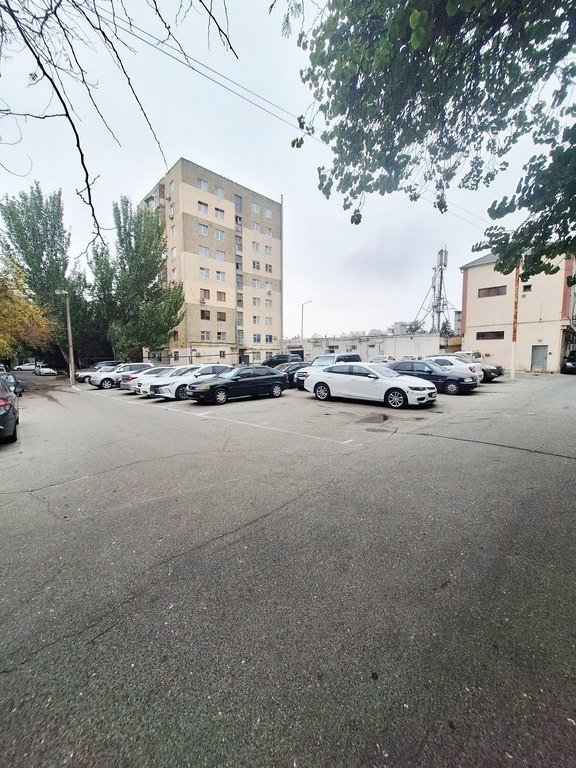 Satılır 2 otaqlı köhnə tikili, 45 m², Elmlər Akademiyası m.-17