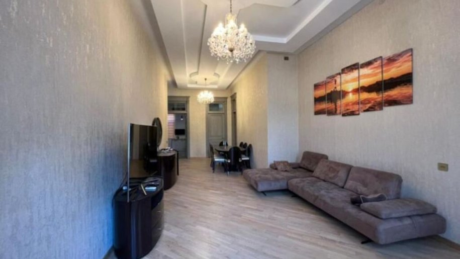 Satılır 5 otaqlı köhnə tikili, 144 m², Sahil m.-4