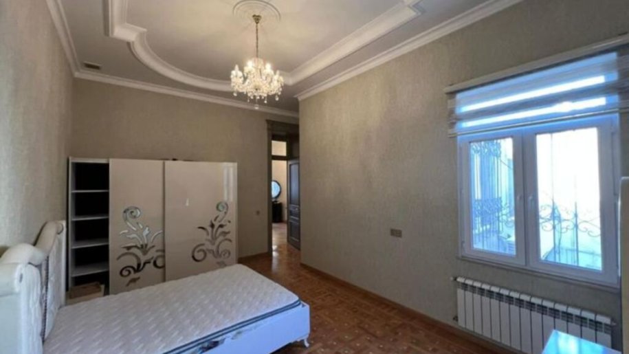 Satılır 5 otaqlı köhnə tikili, 144 m², Sahil m.-8