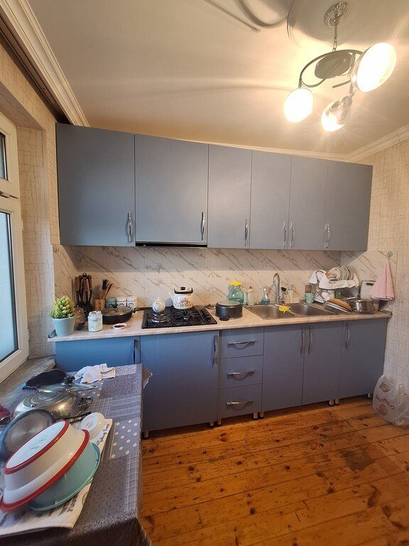 Satılır 3 otaqlı köhnə tikili, 80 m², İnşaatçılar m.-11