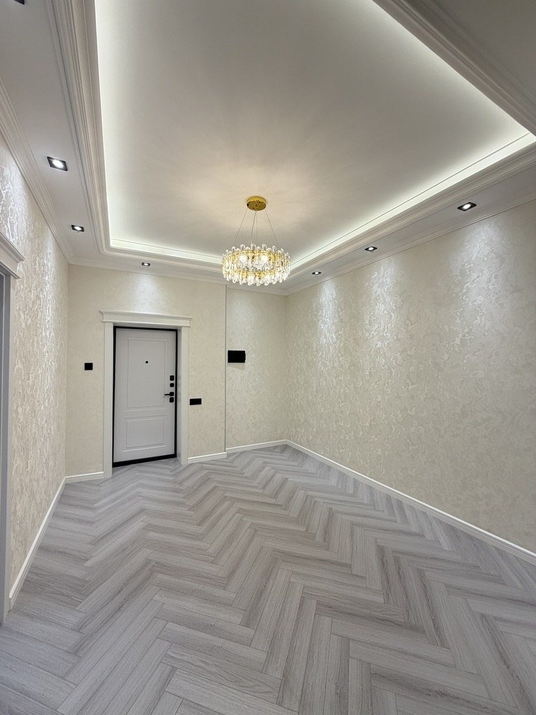 Satılır 3 otaqlı yeni tikili, 100 m², Azadlıq Prospekti m.-11