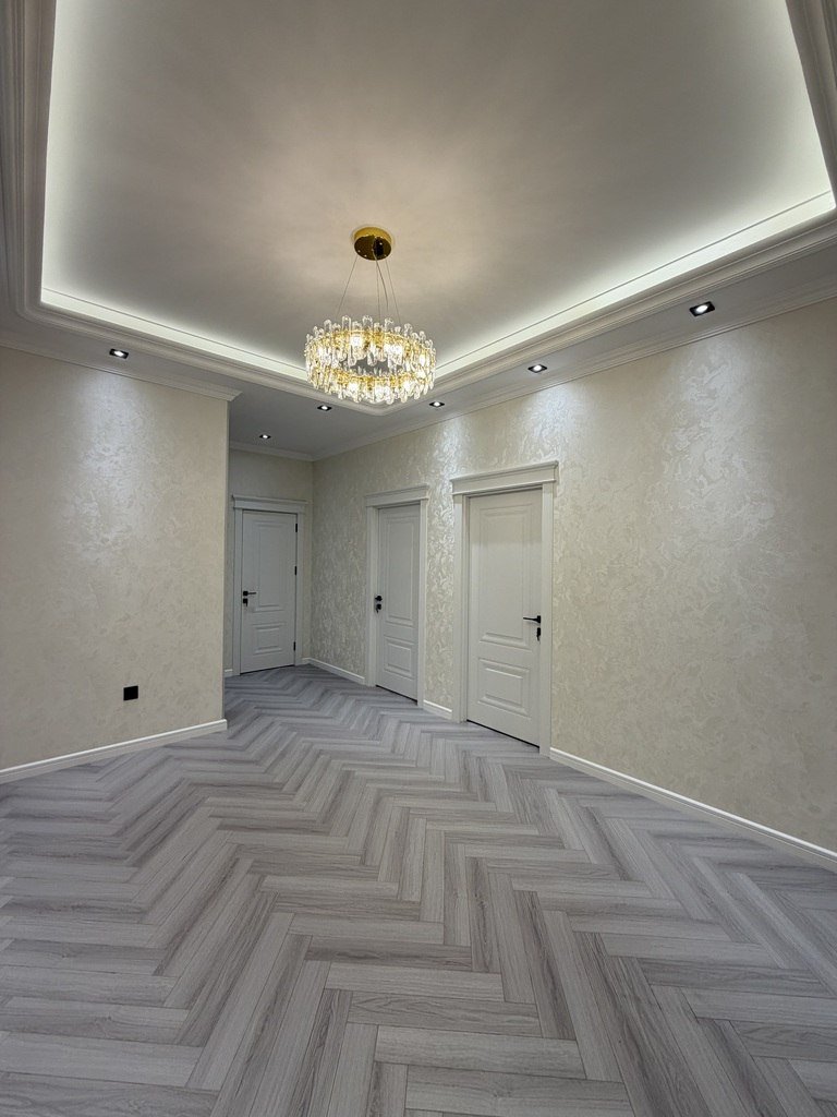 Satılır 3 otaqlı yeni tikili, 100 m², Azadlıq Prospekti m.-13