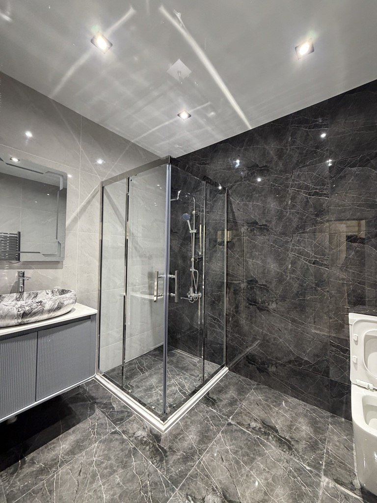 Satılır 3 otaqlı yeni tikili, 100 m², Azadlıq Prospekti m.-14