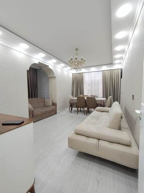 Satılır 3 otaqlı köhnə tikili, 60 m², Xalqlar dostluğu m.-5