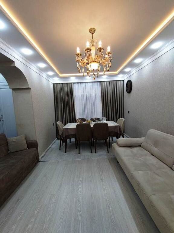 Satılır 3 otaqlı köhnə tikili, 60 m², Xalqlar dostluğu m.-6