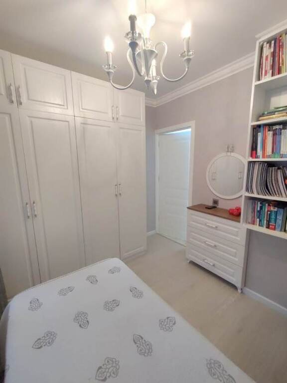 Satılır 3 otaqlı köhnə tikili, 60 m², Xalqlar dostluğu m.-12