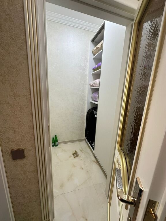 Kirayə verilir 3 otaqlı yeni tikili, 140 m², İnşaatçılar m.-13