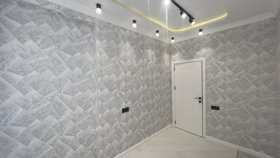 Satılır 3 otaqlı yeni tikili, 110 m², İnşaatçılar m.-4