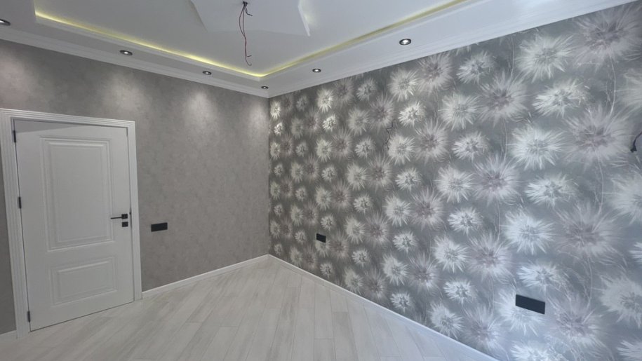 Satılır 3 otaqlı yeni tikili, 110 m², İnşaatçılar m.-8