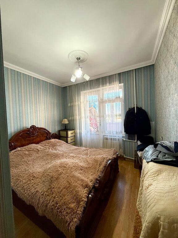 Satılır 4 otaqlı köhnə tikili, 90 m², Əhmədli m.-6