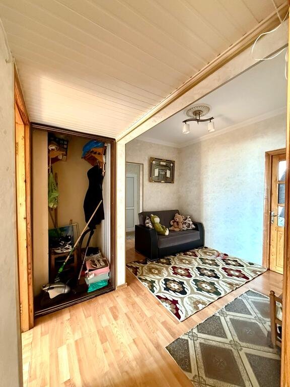 Satılır 4 otaqlı köhnə tikili, 90 m², Əhmədli m.-11