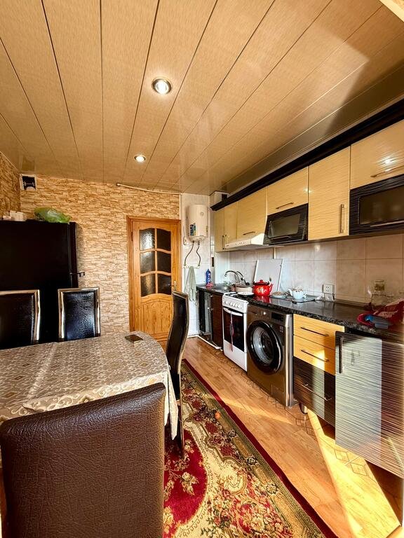 Satılır 4 otaqlı köhnə tikili, 90 m², Əhmədli m.-14