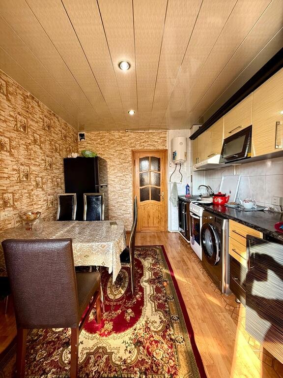 Satılır 4 otaqlı köhnə tikili, 90 m², Əhmədli m.-16