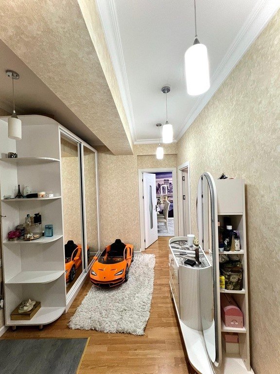 Kirayə verilir 2 otaqlı yeni tikili, 80 m², İnşaatçılar m.-7