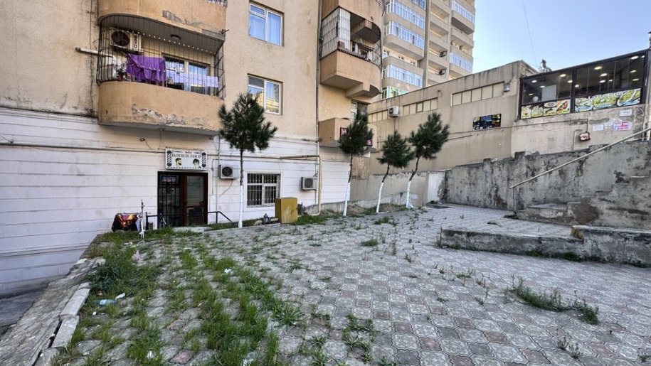 100 m<sup>2</sup> obyekt satılır, İnşaatçılar m.-3