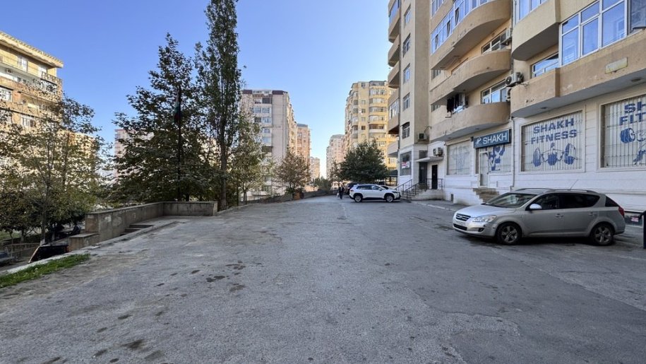 100 m<sup>2</sup> obyekt satılır, İnşaatçılar m.-6