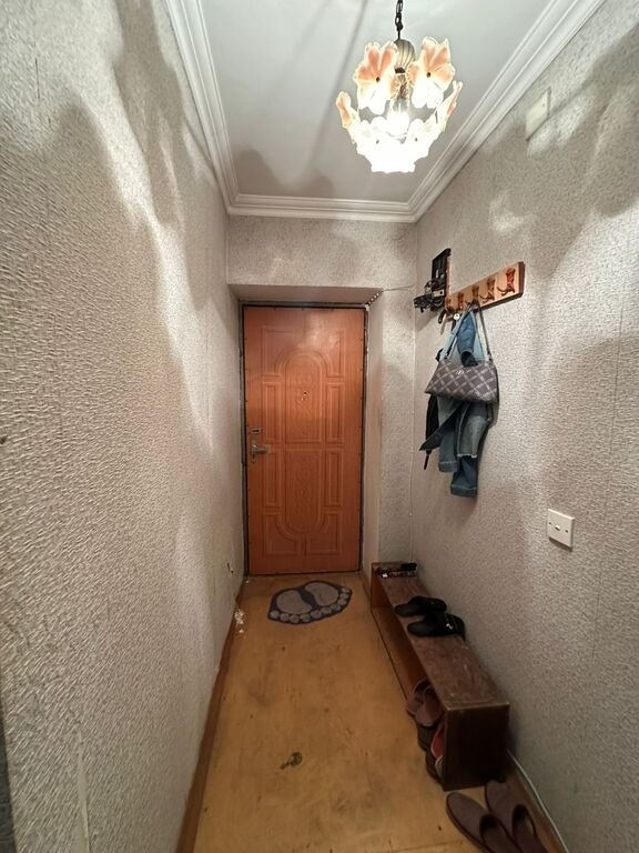 Satılır 1 otaqlı köhnə tikili, 36 m², İnşaatçılar m.-11