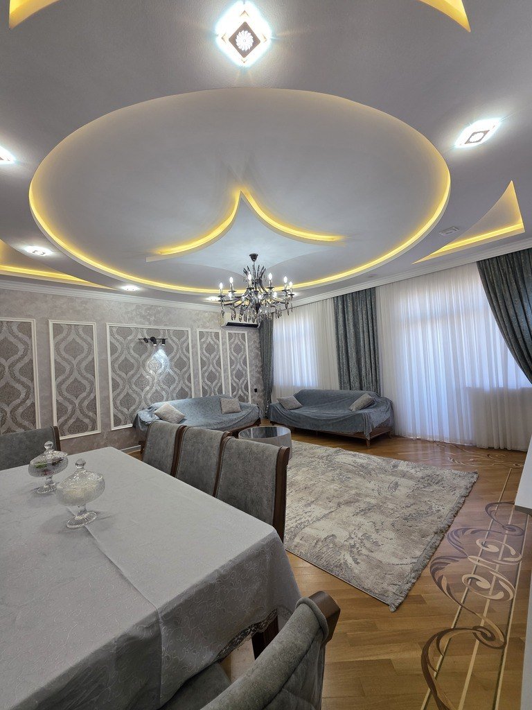 Satılır 4 otaqlı yeni tikili, 170 m², Azadlıq Prospekti m.-2