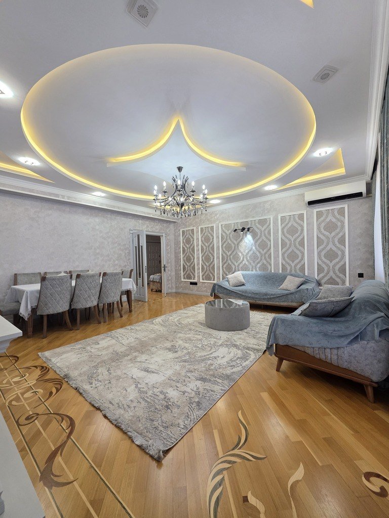 Satılır 4 otaqlı yeni tikili, 170 m², Azadlıq Prospekti m.-3