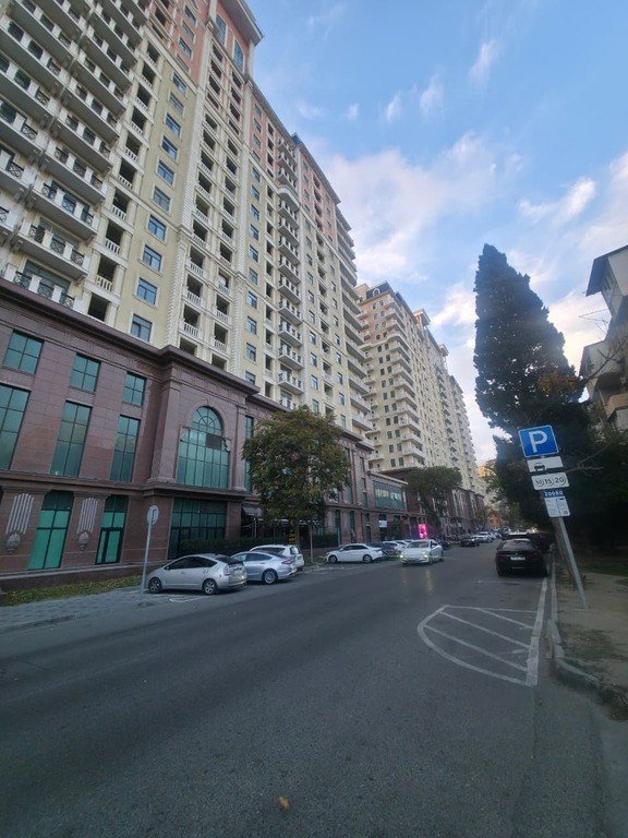 187 kv.m. obyekt icarəyə verilir, Elmlər Akademiyası m.-1