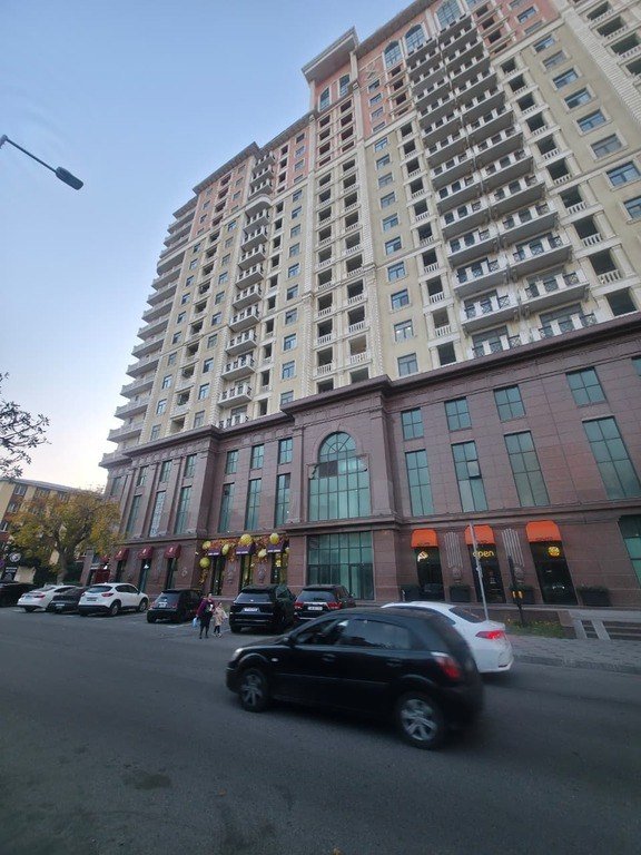 187 kv.m. obyekt icarəyə verilir, Elmlər Akademiyası m.-4